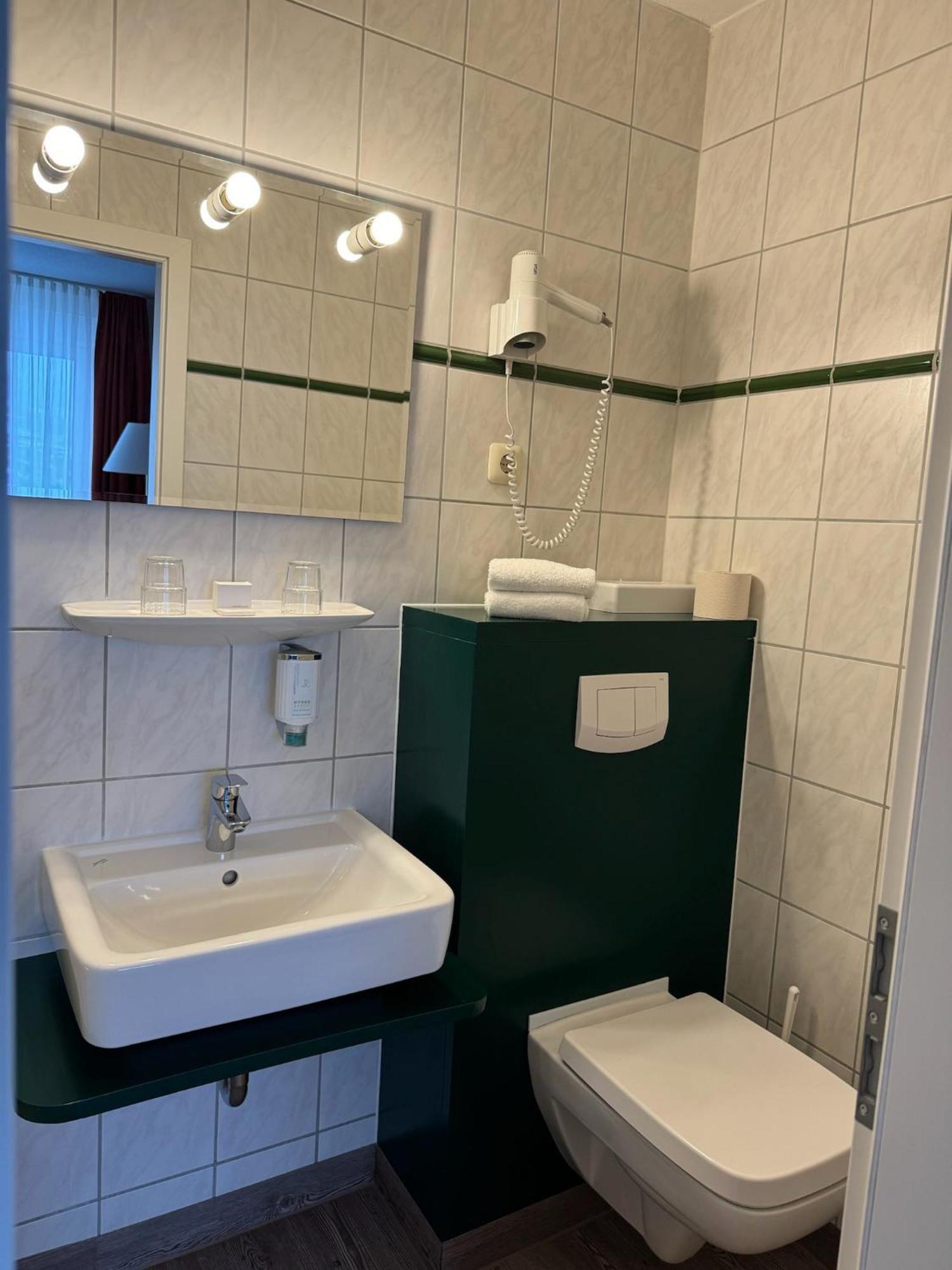 Muesser Hof Schwerin  Extérieur photo